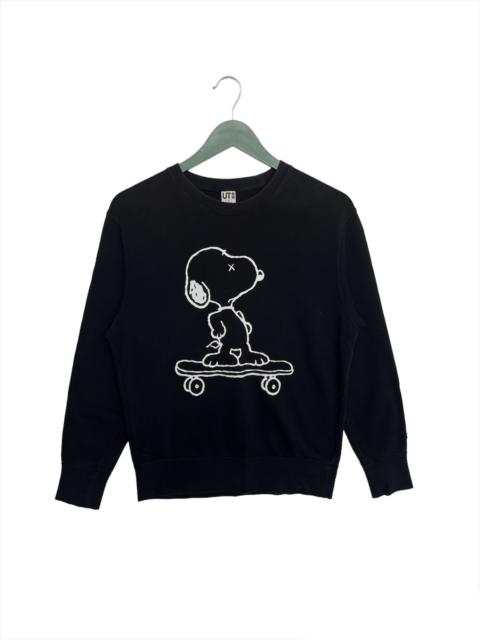 Other Designers Uniqlo - Uniqlo x Kaws x Peanuts Sweatshirt