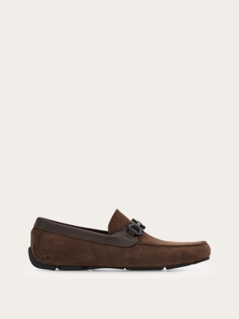 VERSACE♪セール♪DRIVER SUEDE Versace Villa suede driver shoes for Men - Beige in UAE