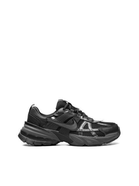 Nike V2K Run "Black/Dark Smoke Grey" sneakers