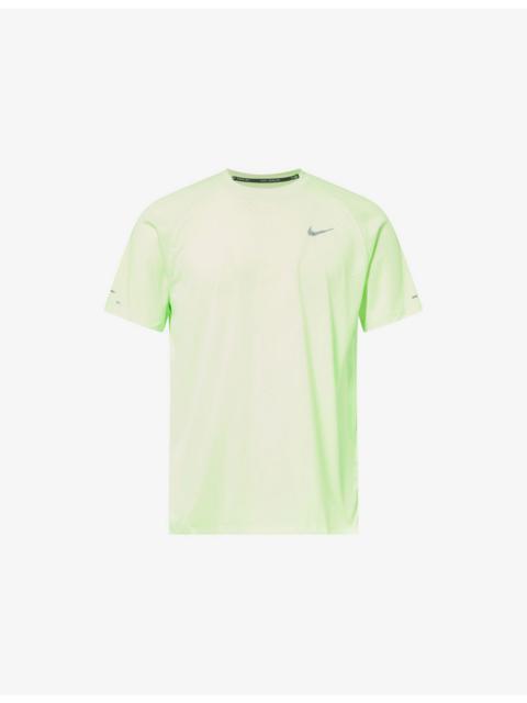 Nike Stride Raglan-Sleeves Woven T-Shirt