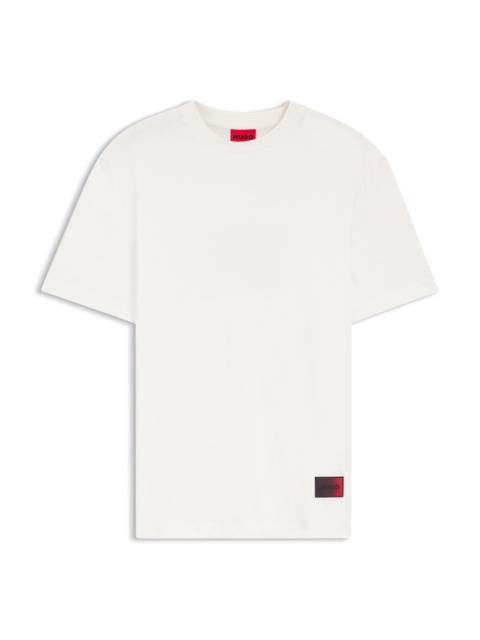 HUGO GRADIENT-LOGO T-SHIRT IN COTTON JERSEY