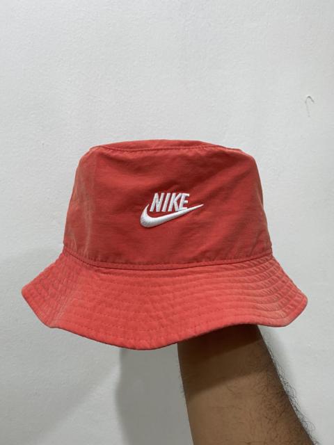 Nike Classic Nike Swoosh Bucket Hat