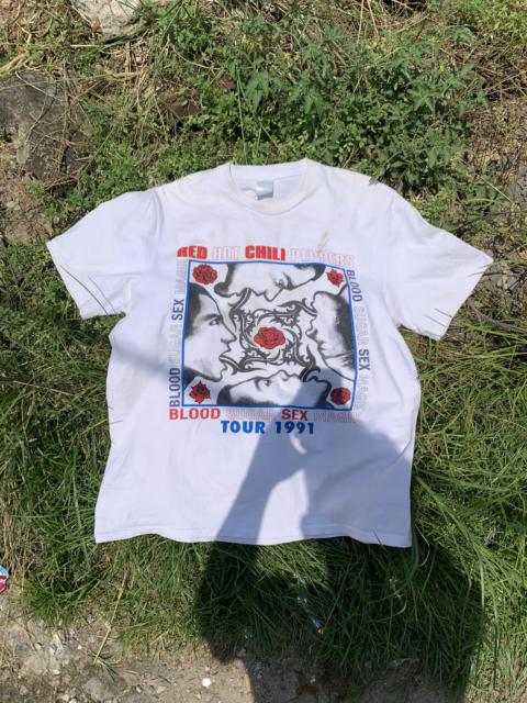 RARE VINTAGE 90s RED HOT CHILI PEPPERS CHILI PEPPERS' T-SHIRT