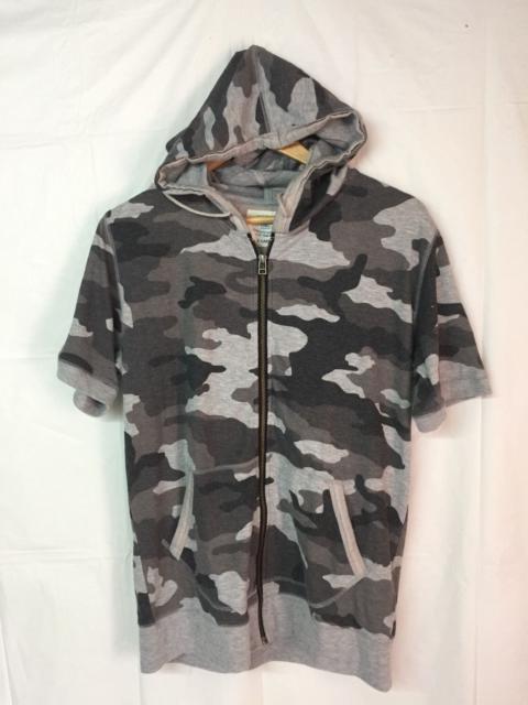 Other Designers Japanese Brand - Vintage Camo Japanese Hoodie Short Sleeve /27