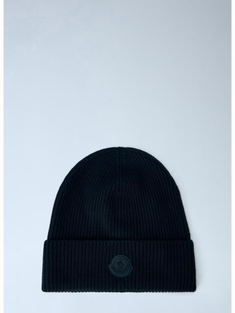 Moncler Moncler Men Ribbed Beanie With Logo Patch