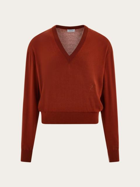 V-neck jumper