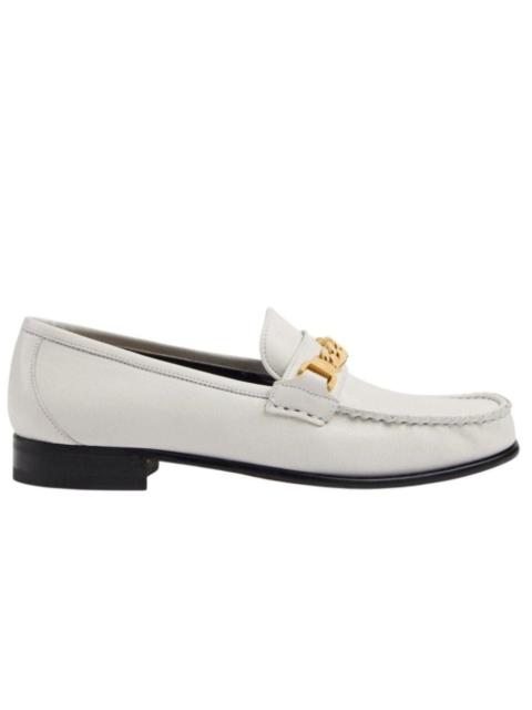 GUCCI Off-White Curb Chain Loafers