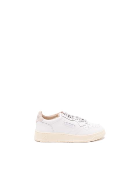 AUTRY `Medalist Low` Sneakers