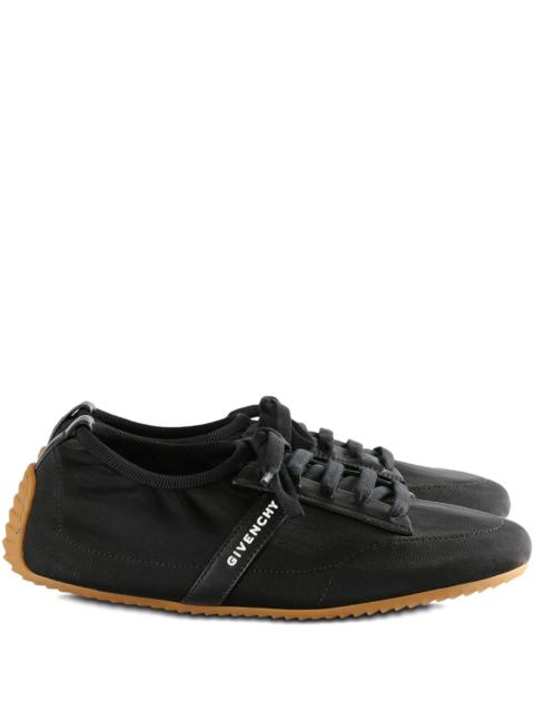 Givenchy Slim lace-up sneakers