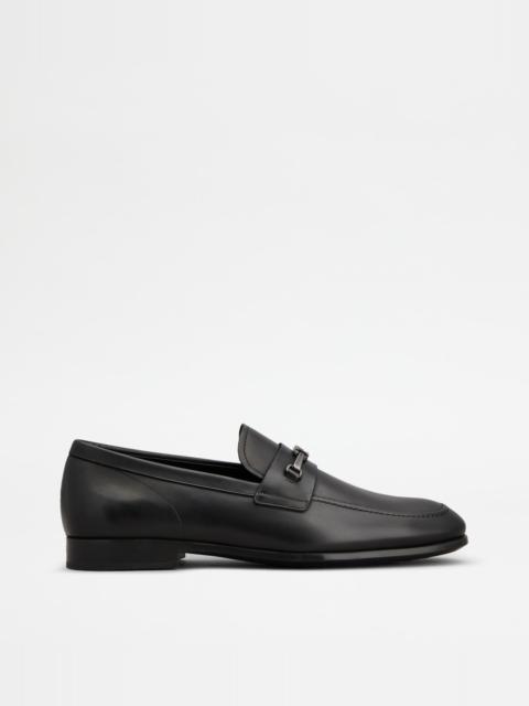 Tod's LOAFERS IN LEATHER - BLACK