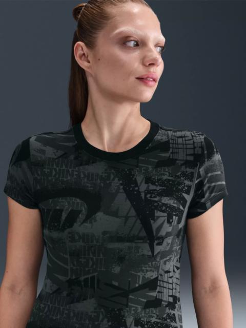 Nike Nike Women's Sportswear Slim T-Shirt