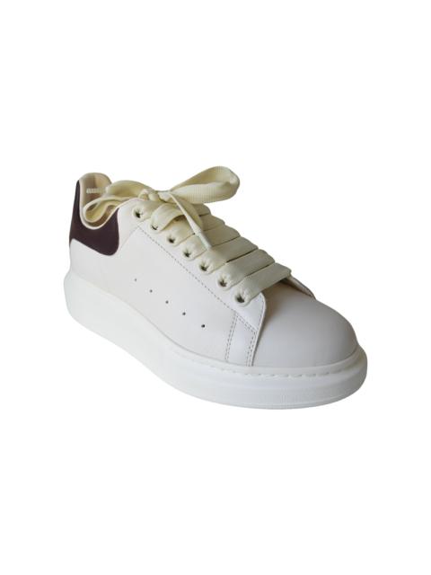 Alexander McQueen Alexander McQueen Oversized Sneaker White Bordeaux