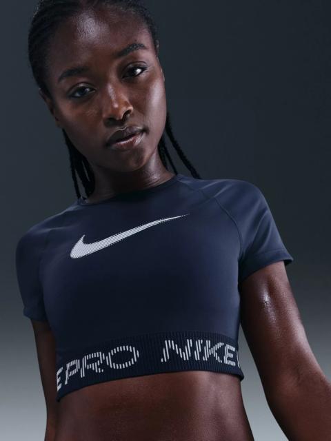 Nike Nike Women's Pro Dri-FIT Short-Sleeve Cropped Graphic Top
