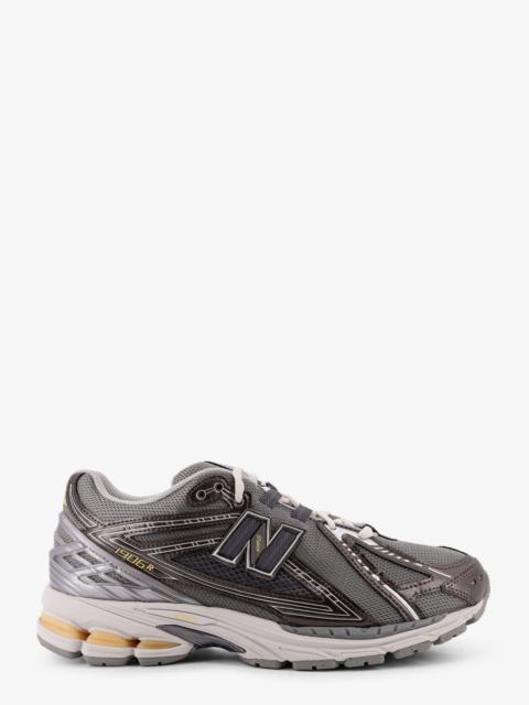 New Balance New Balance 19064 Mesh Sneakers With Logo On The Side