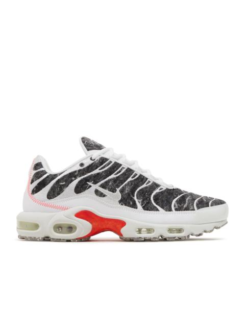 Nike AIR MAX PLUS ESSENTIAL 'CRATER - PHOTON DUST'