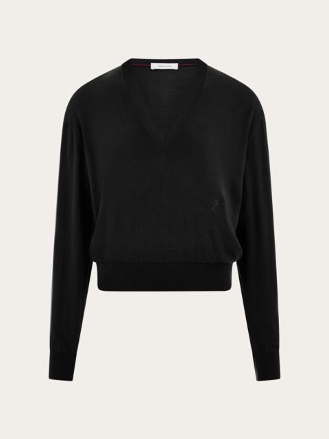 V-neck jumper