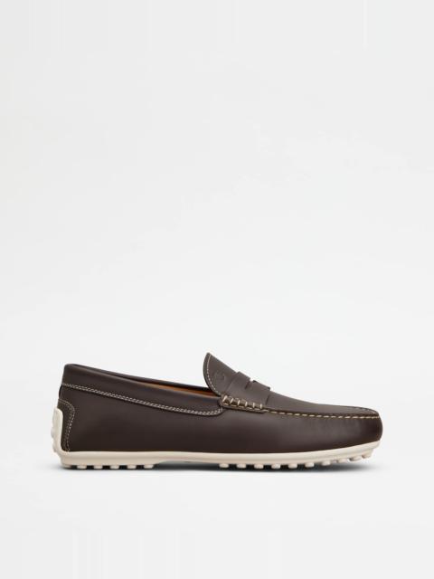 Tod's CITY GOMMINO LOAFERS IN LEATHER - BROWN