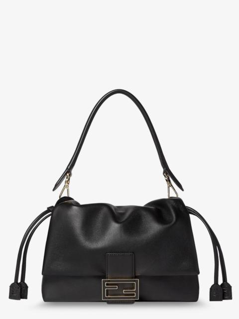 FENDI Fendi Mamma Baguette Medium Leather Crossbody Bag