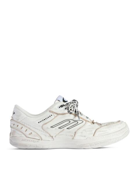 BALENCIAGA Balenciaga Women Hamptons Medium Worn-Out Sneaker