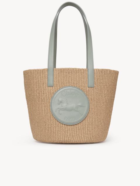 Chloé LARGE HORSE MEDAL BASKET IN NATURAL FIBERS
