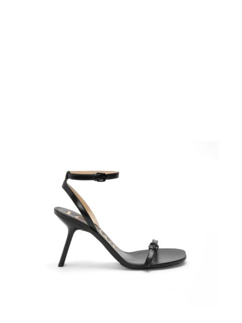 Petal sandal in lambskin