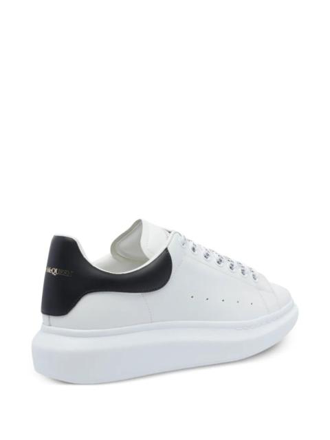 Alexander McQueen Alexander Mcqueen Men Oversized Sneakers In White/Black
