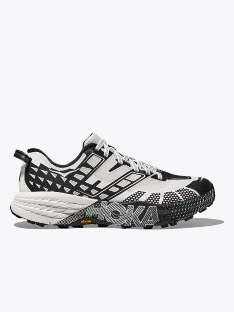 HOKA Speedgoat 2 Shoes in Black/Frost