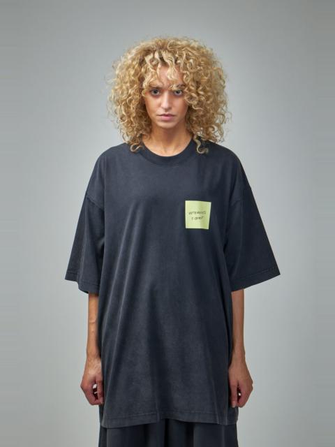 VETEMENTS Sticker T-Shirt