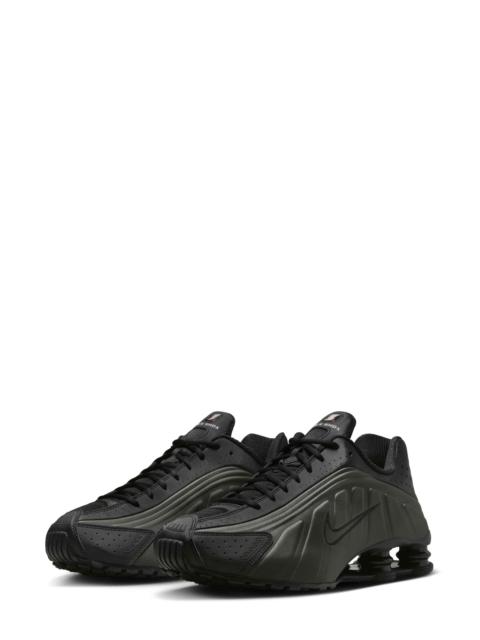 Nike Nike Shox R4 Sneaker in 001 Black/black/bright Crimson/black at Nordstrom