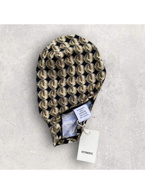 VETEMENTS AW22 Crypto currently Mask