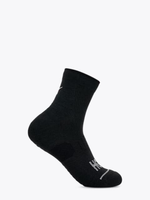 HOKA Quarter Run Sock in Black