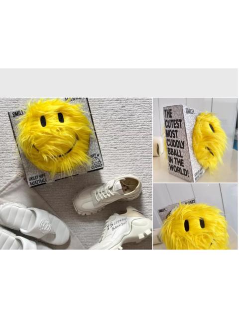 Other Designers MARKET Smiley pillow