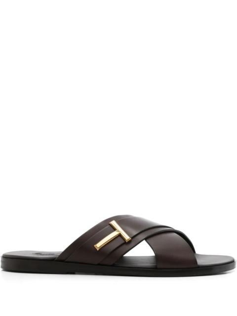 サンダル TOM FORD Leather sandals with perforated logo detail Tom Ford Leather Sandals With Perforated Logo Detail TOM FORD