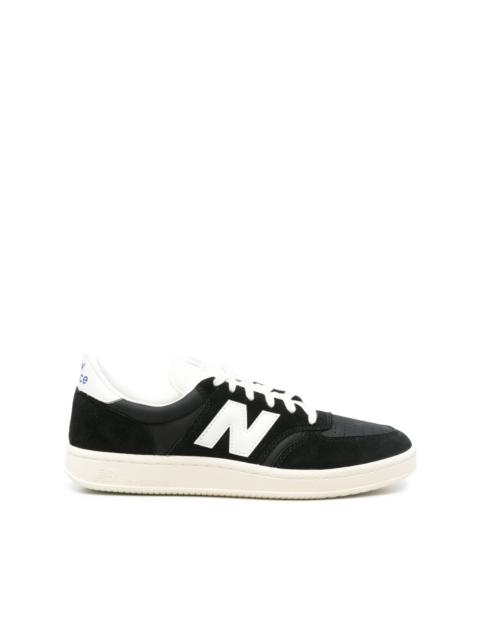 T500 sneakers