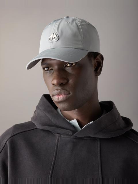 MOOSE KNUCKLES CRESCENT LOGO CAP