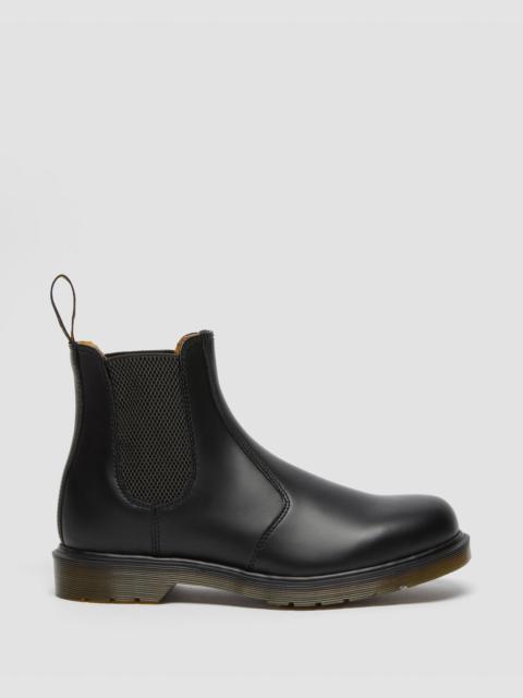 Dr. Martens 2976 Smooth Leather Chelsea Boots