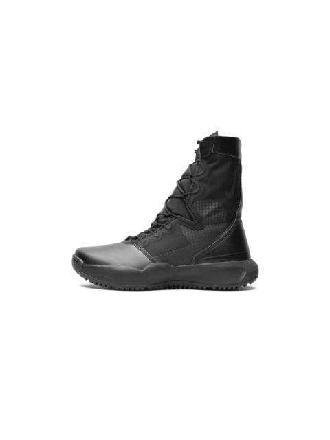 Nike SFB B1 "Triple Black"