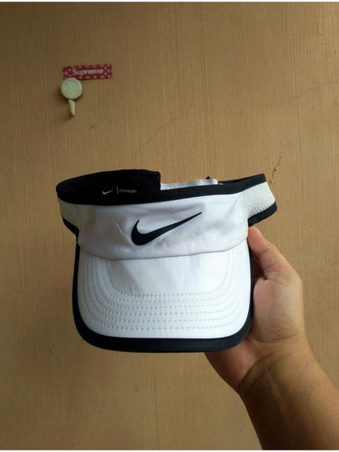 Nike feather light dri fit sunvisor hat