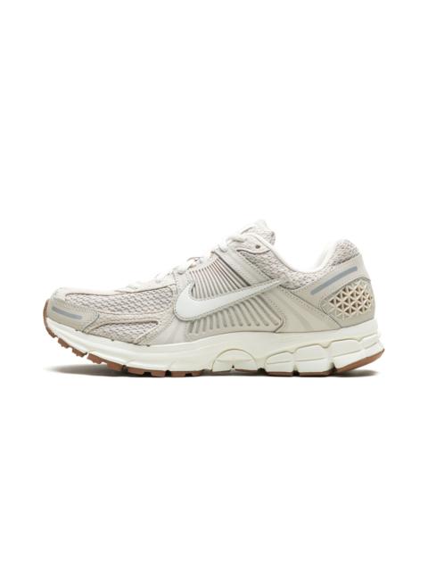 Nike Zoom Vomero 5 WMNS "Light Orewood Brown"