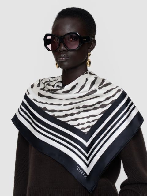 JOSEPH Saff Large Silk Scarf