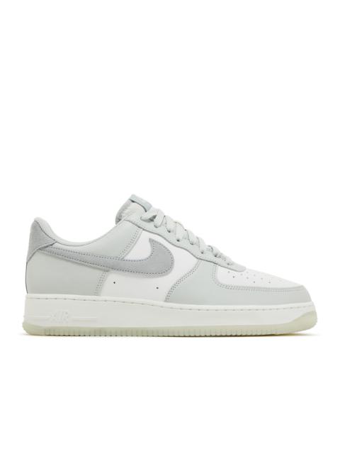 Nike AIR FORCE 1 '07 LV8 'LIGHT SILVER PUMICE'