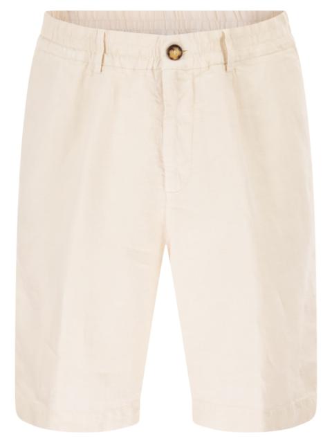 Brunello Cucinelli Brunello Cucinelli Men Bermuda Shorts In Light Délavé Linen Canvas