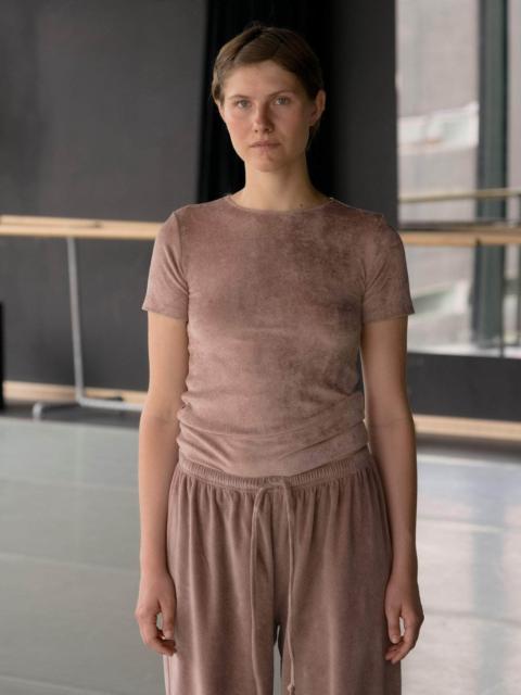 BASERANGE Omo Tee Shirt - Ecovero Velour