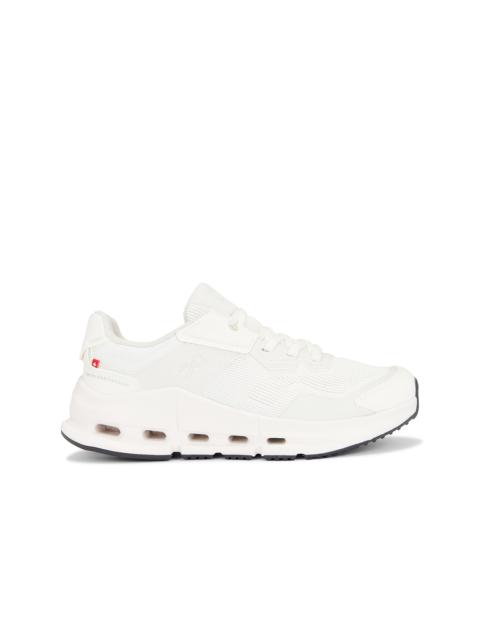 On Cloudnova Rift Sneaker