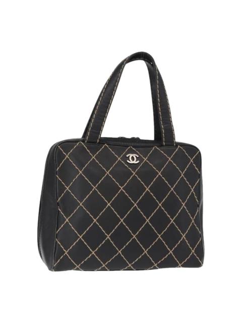 CHANEL Leather handbag