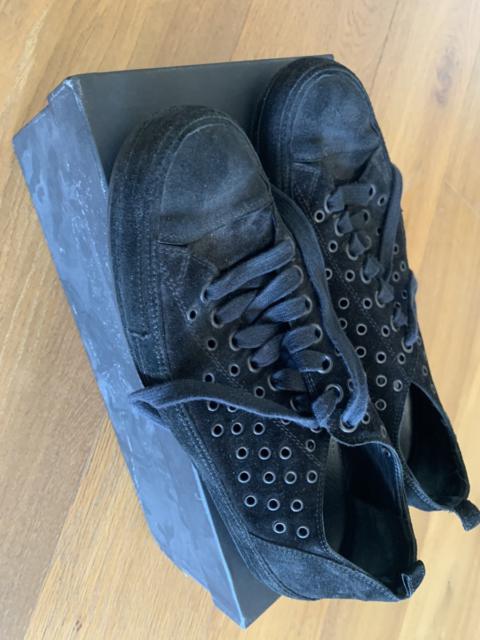 Ann Demeulemeester Black punctured trypophobia scamosciatos 45