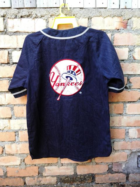 Other Designers NBA - New York Yankees Baseball Large Size