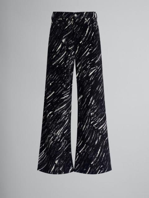 BLACK FLOCKED LOOSE JEANS WITH CRAYON PRINT