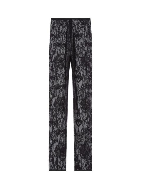 スパッツ・レギンス Givenchy LEGGINGS IN LACE CHANDELIER Givenchy 4G Monogram Lace Legging in Cloud Grey | FWRD