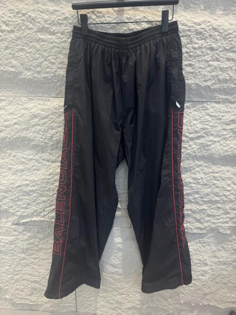 BALENCIAGA Balenciaga 25SS Soccer collaboration nylon trousers